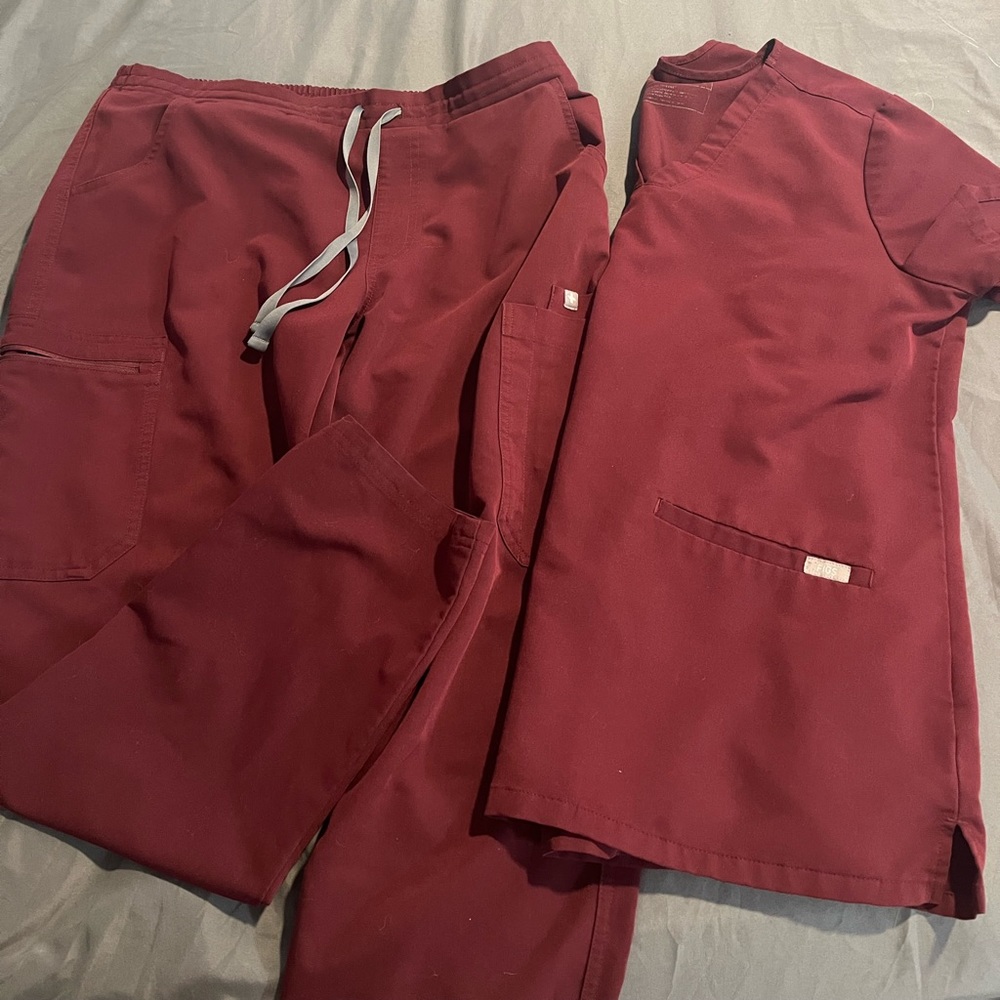 1 of 2 FIGS burgundy scrubs. M Casma top, M/P Yola bottom